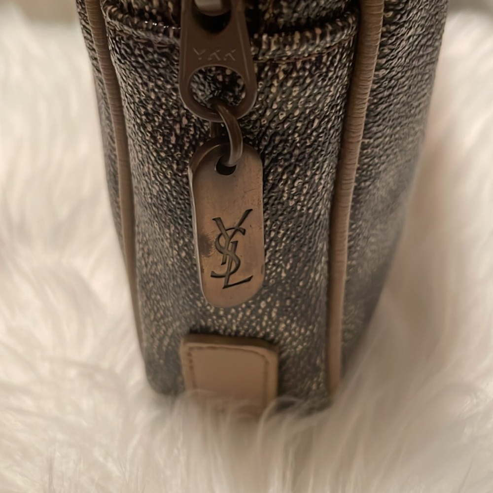 Yves Saint Laurent Clutch Bag - Picture 11 of 12